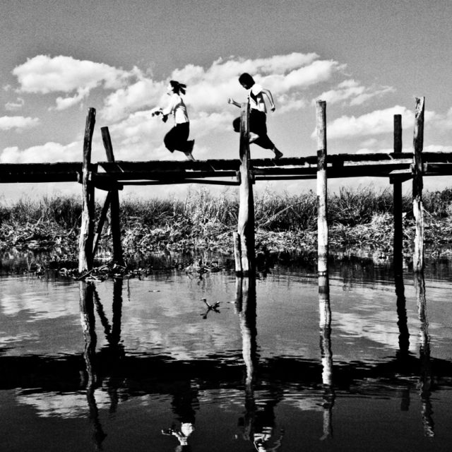 sur-les-bords-du-lac-inle01